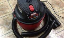 Wet/dry vacuum/ blower,in good and clean condition.